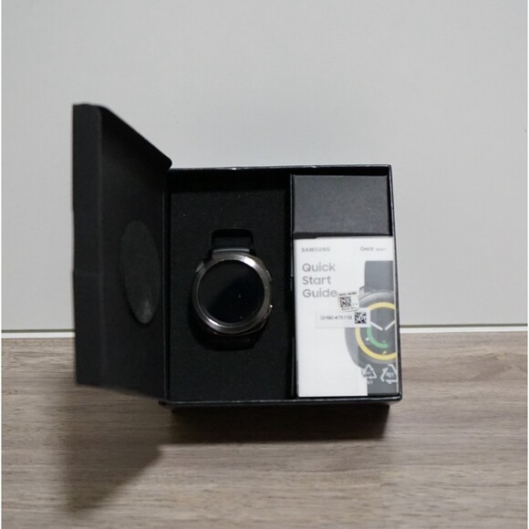 Samsung Gear Sport SM-R600NZKAXAR Black 42mm - Picture 2 of 12